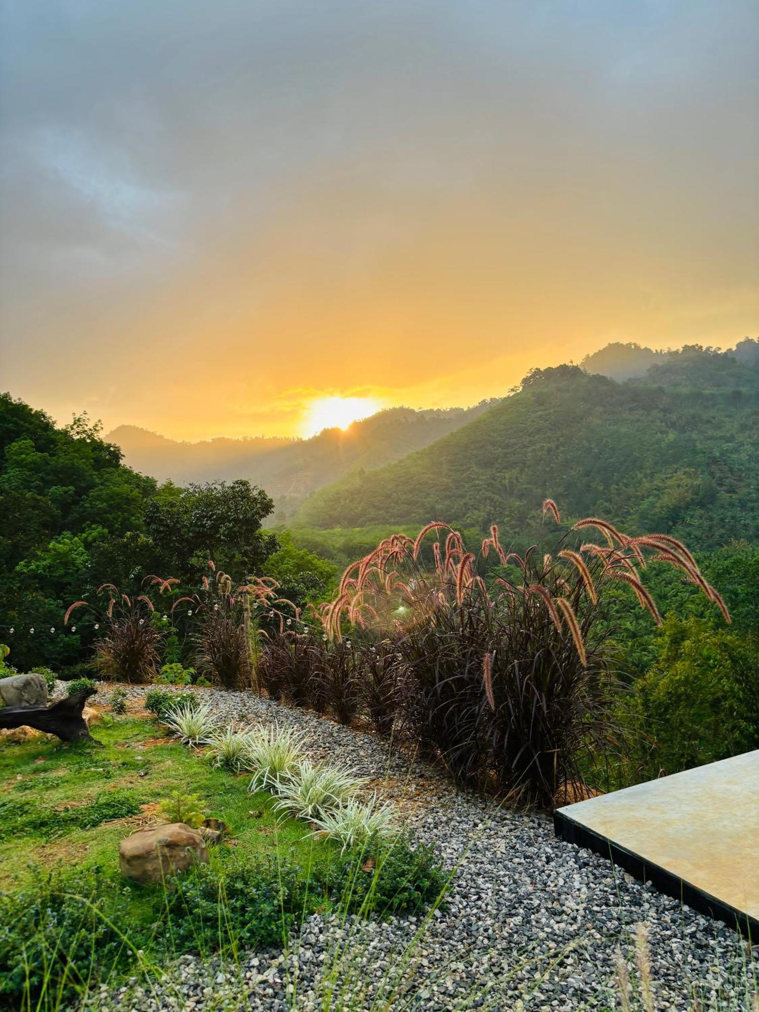 Camping Phutajoy Khaosok แคมป์ปิ้งภูตาจ้อยเขาศก Ban Thung Lang Tham Dış mekan fotoğraf